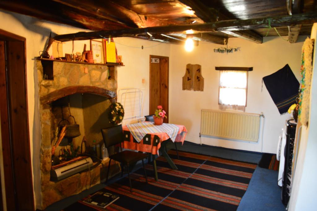The Old House Guest House Obedinenie Zewnętrze zdjęcie